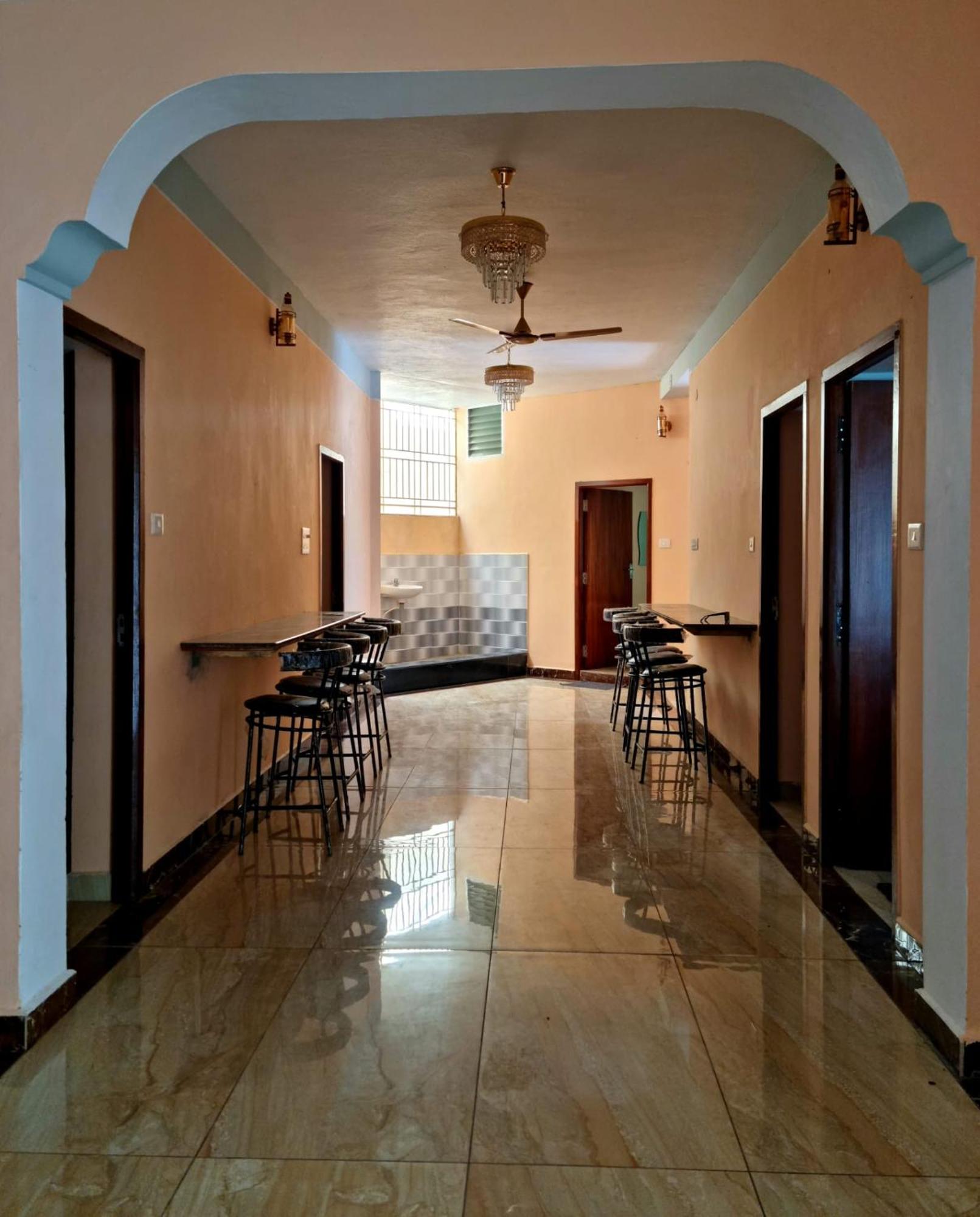 La Villa Pondi Cherie Centertownbeachauroville Puduččéri Exteriér fotografie